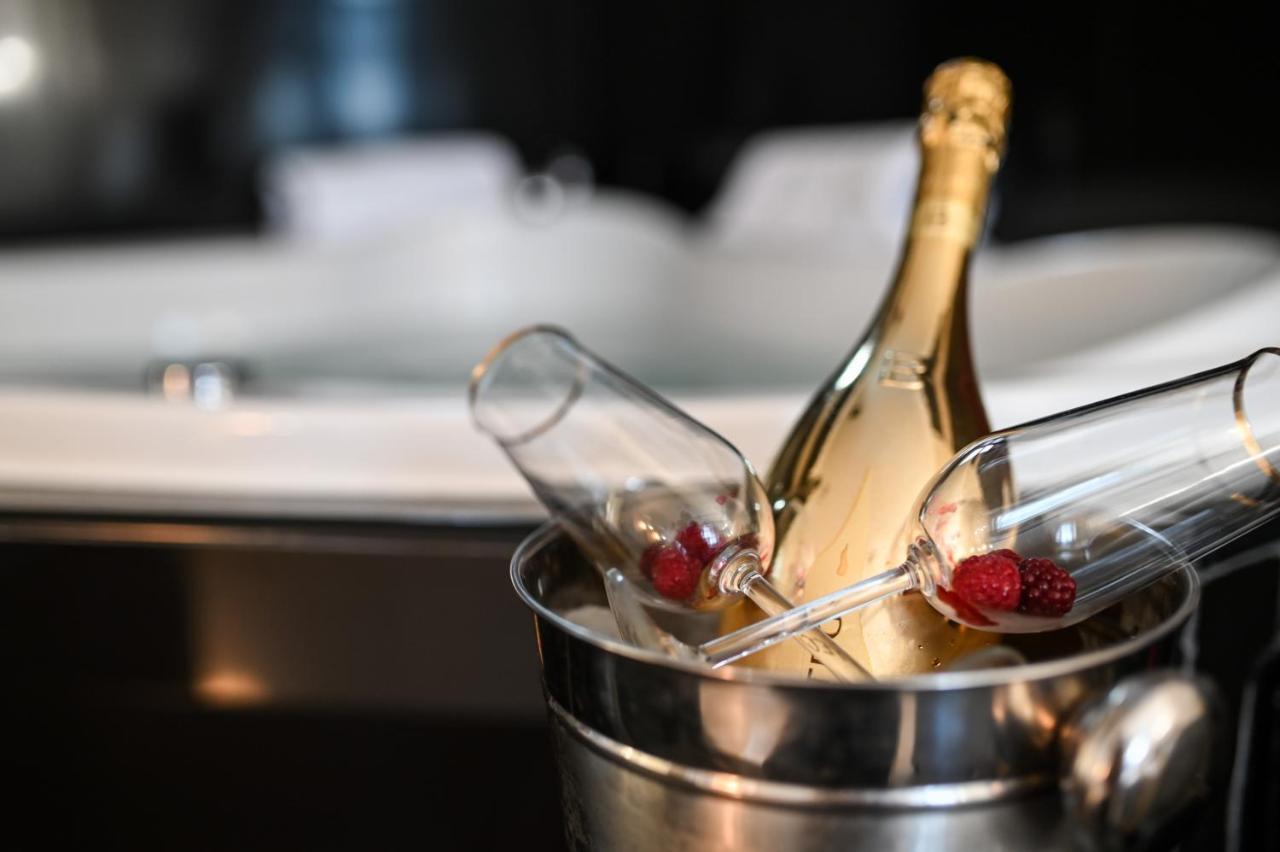 Garni Hotel Dash Novi Sad Eksteriør bilde