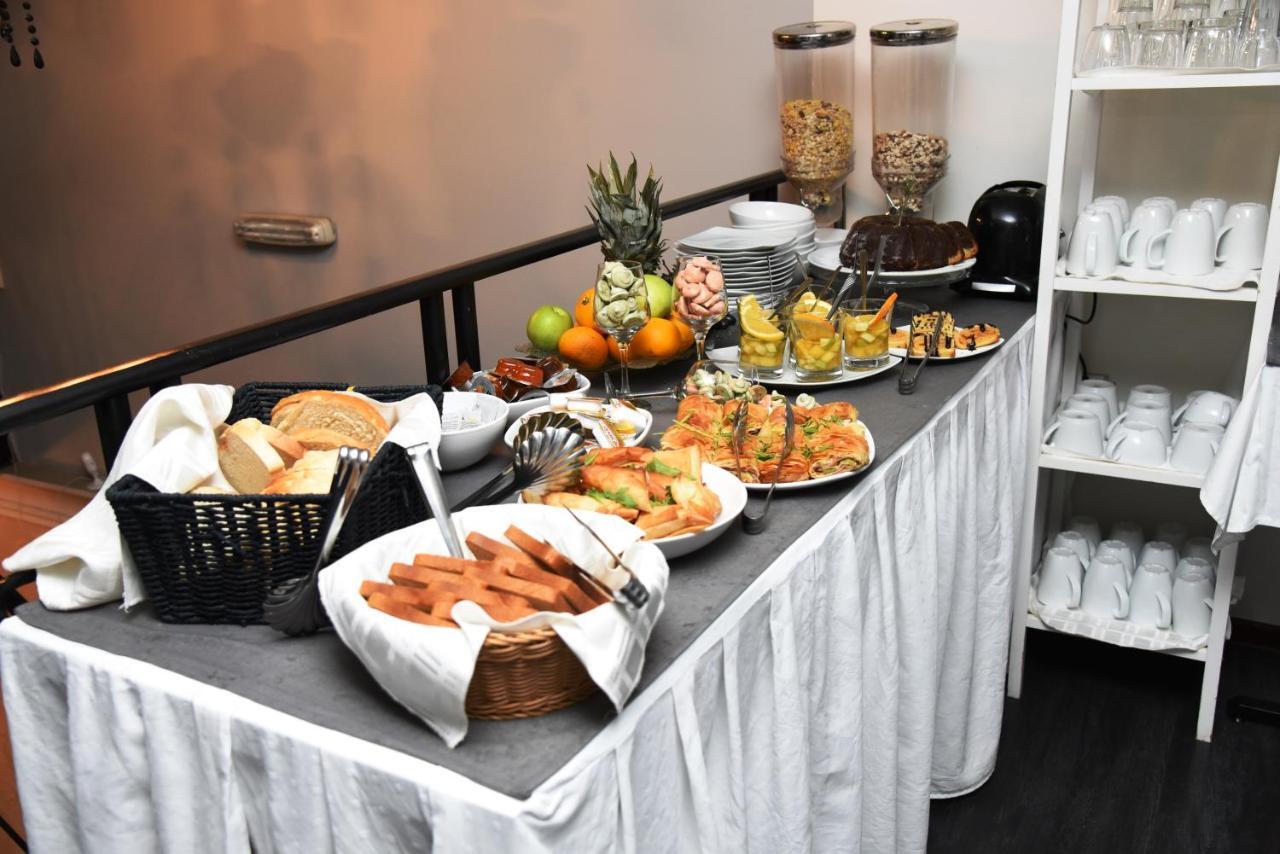 Garni Hotel Dash Novi Sad Eksteriør bilde